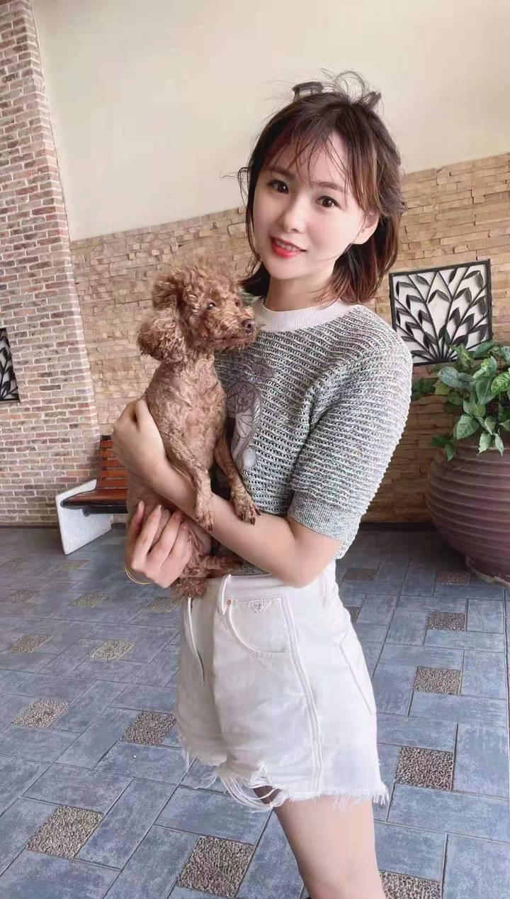 龙华区活泼主动的小姐姐